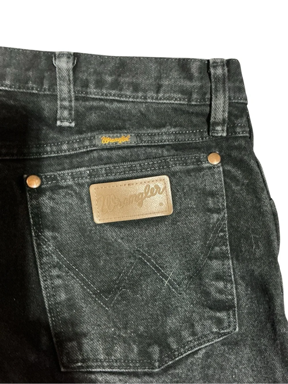 Wrangler Men's Black Relaxed Straight Jeans